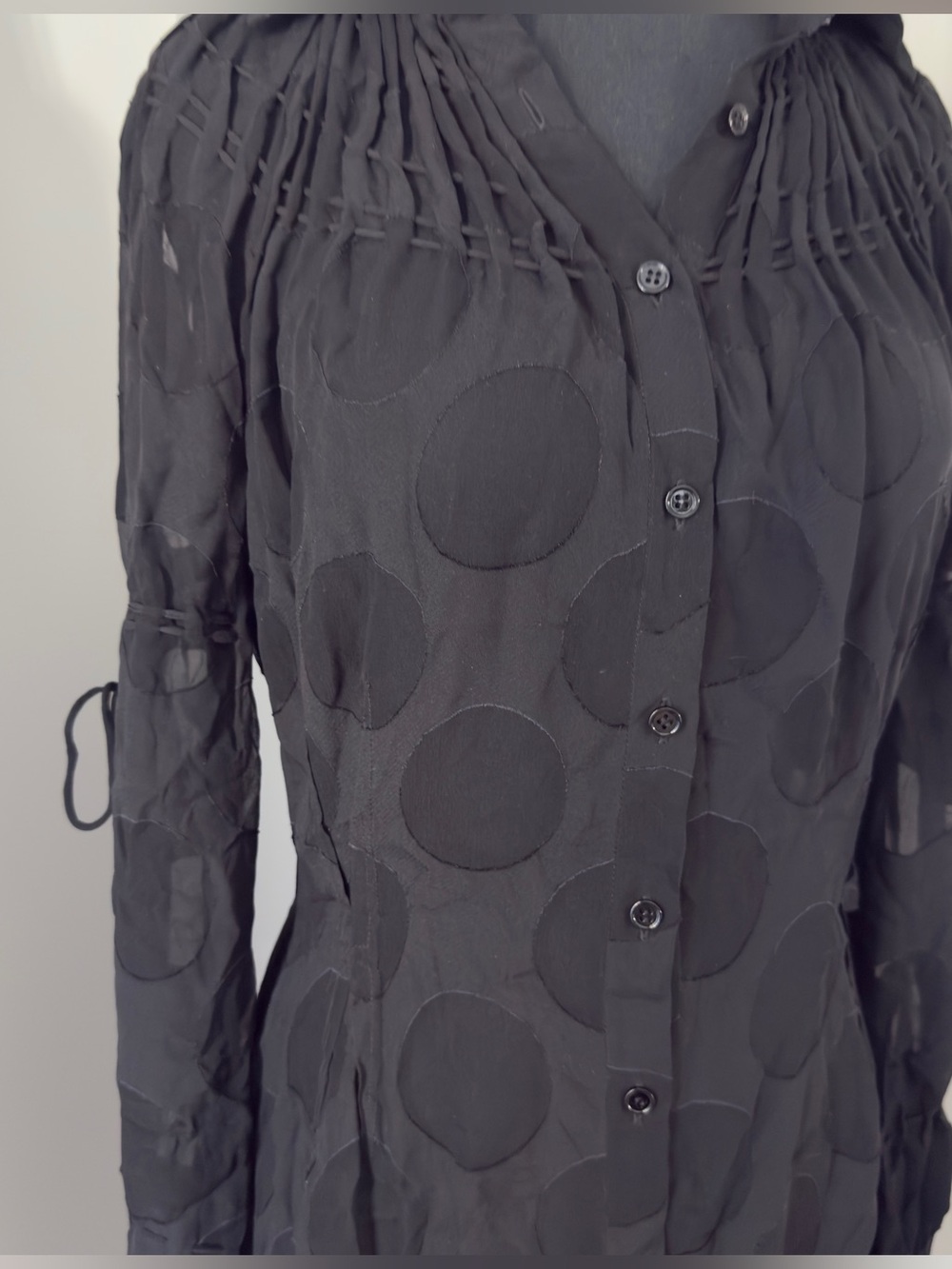 Carolina Herrera Black Sheer Polka-Dot Button-Front Long Sleeve Dress size 8 - Picture 4 of 6